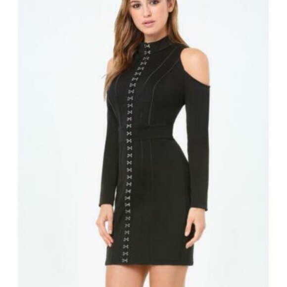 Stunning Y2K vintage bodycon dress by Bebe. - Picture 2 of 8